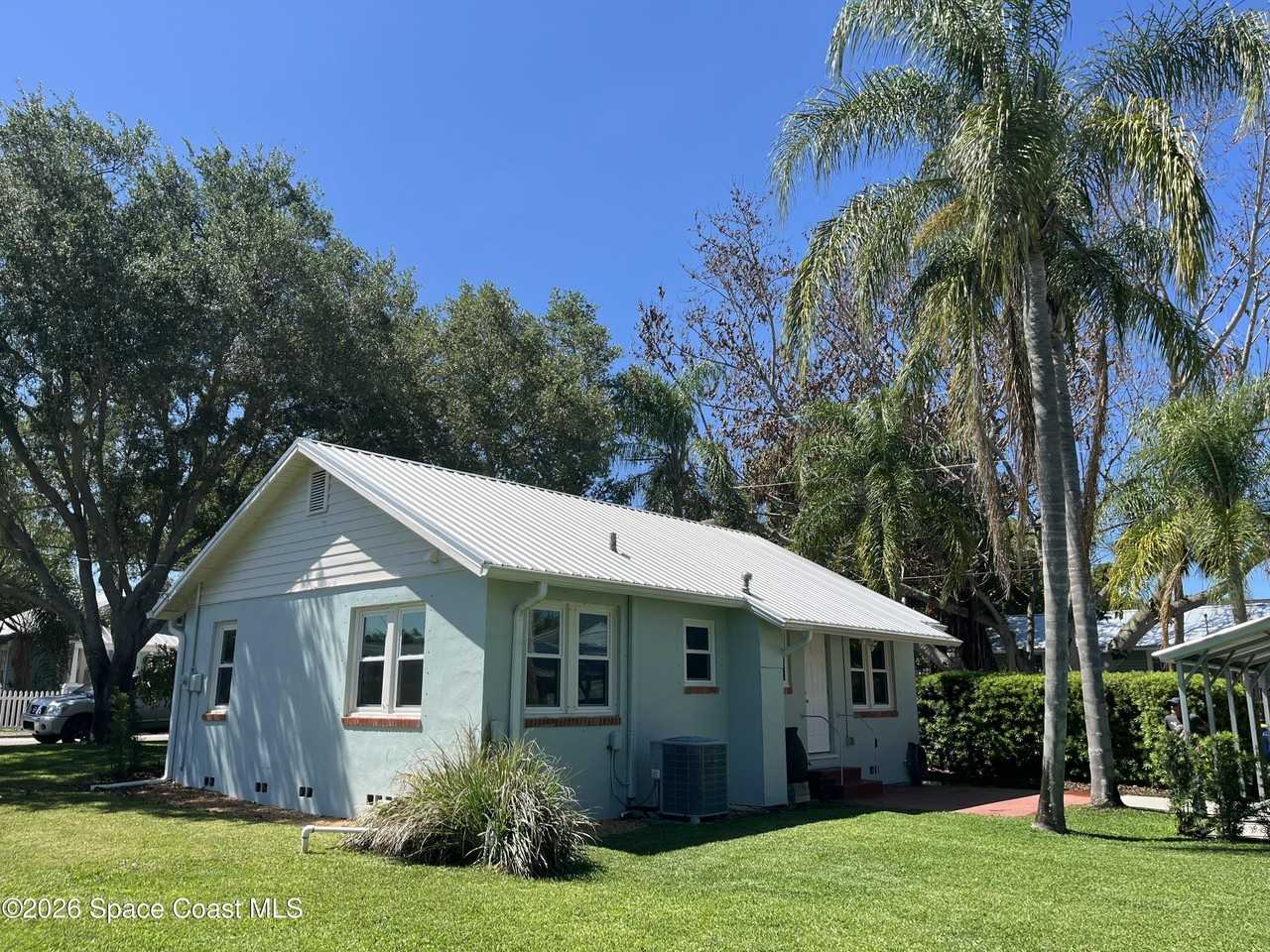 102 South St - Photo 3 of 4