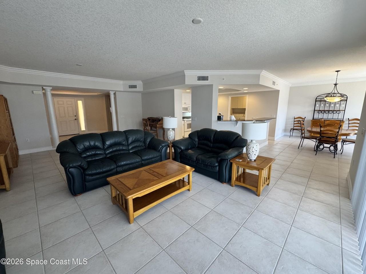 425 Pierce Ave #409 - Photo 6 of 42