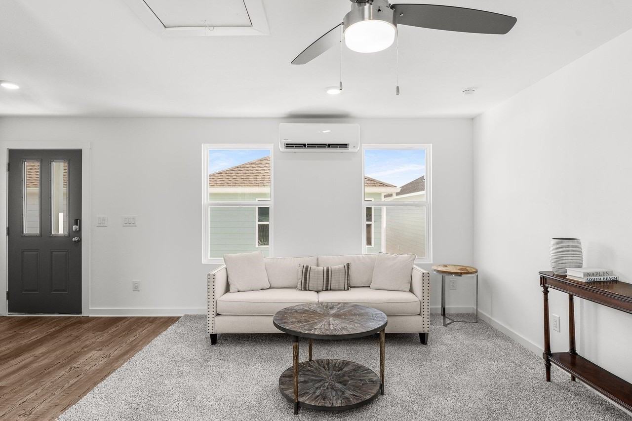379 Arrowwood Blvd - Photo 6 of 10