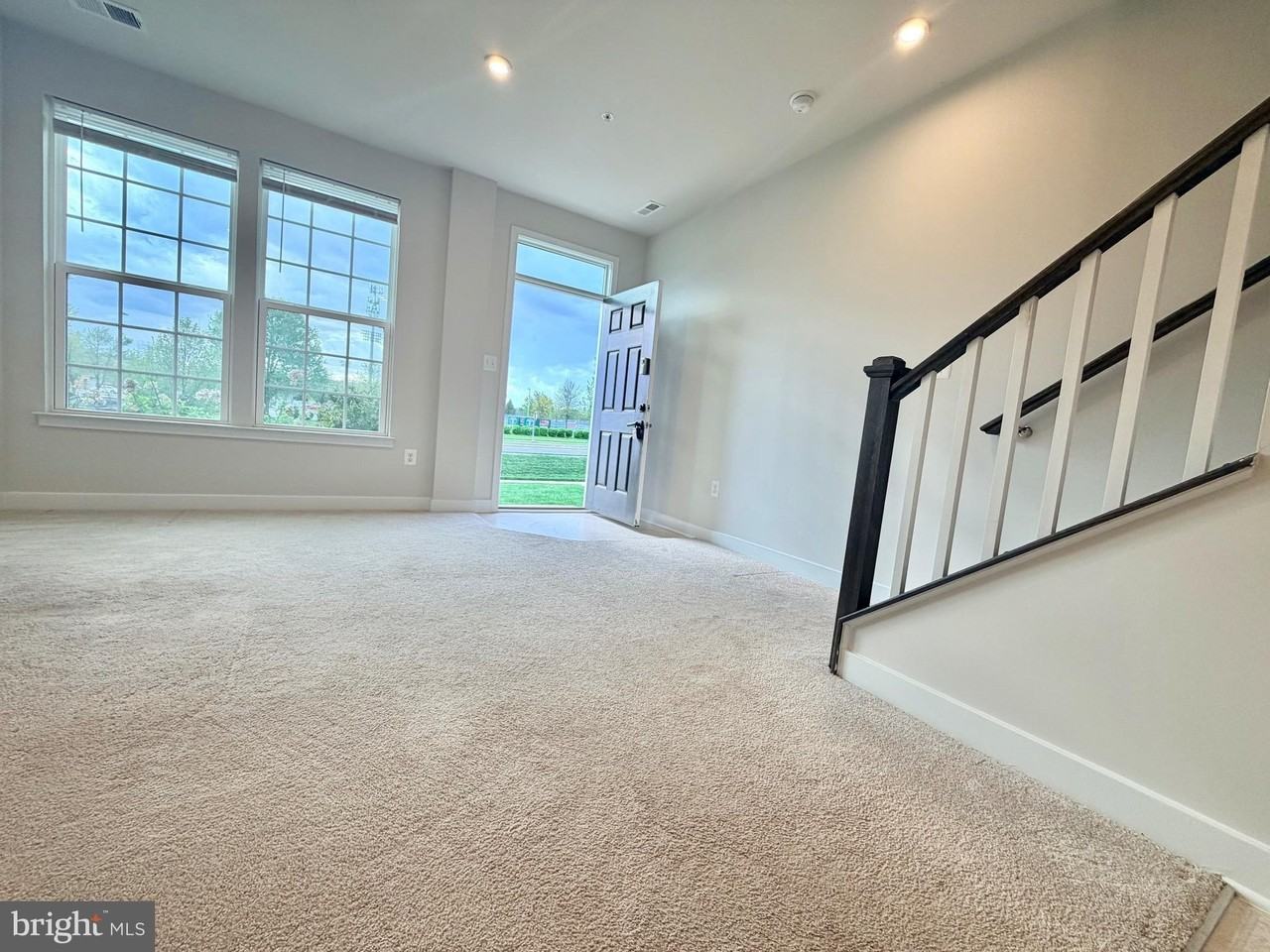 5330 Witch Hazel Ln - Photo 3 of 39