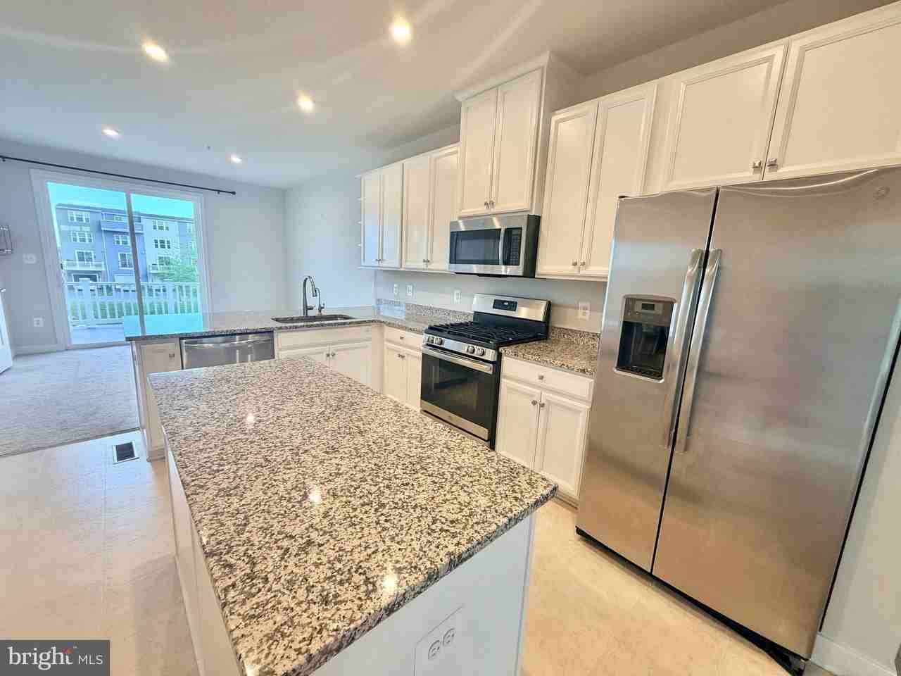 5330 Witch Hazel Ln - Photo 6 of 39