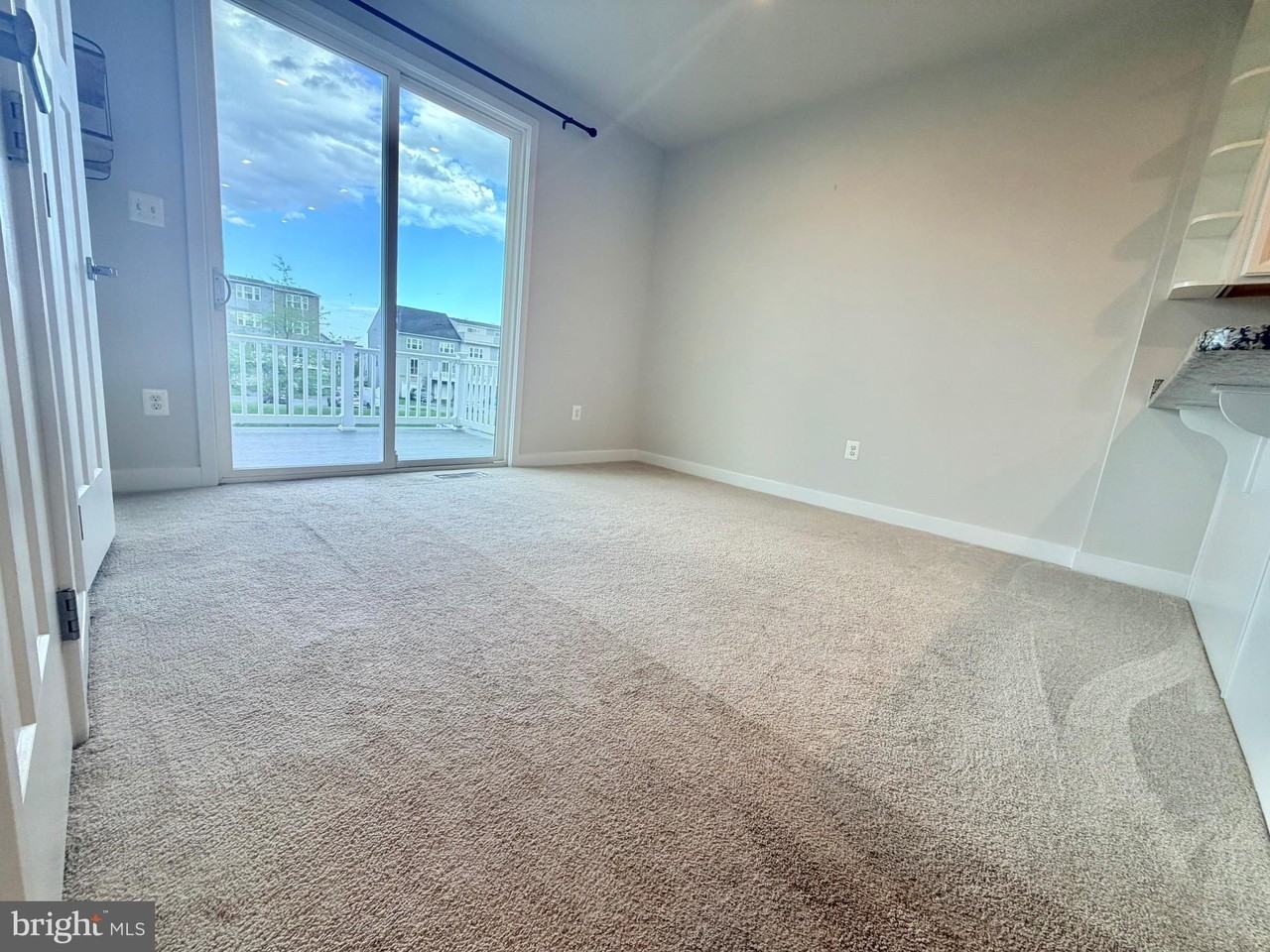 5330 Witch Hazel Ln - Photo 7 of 39