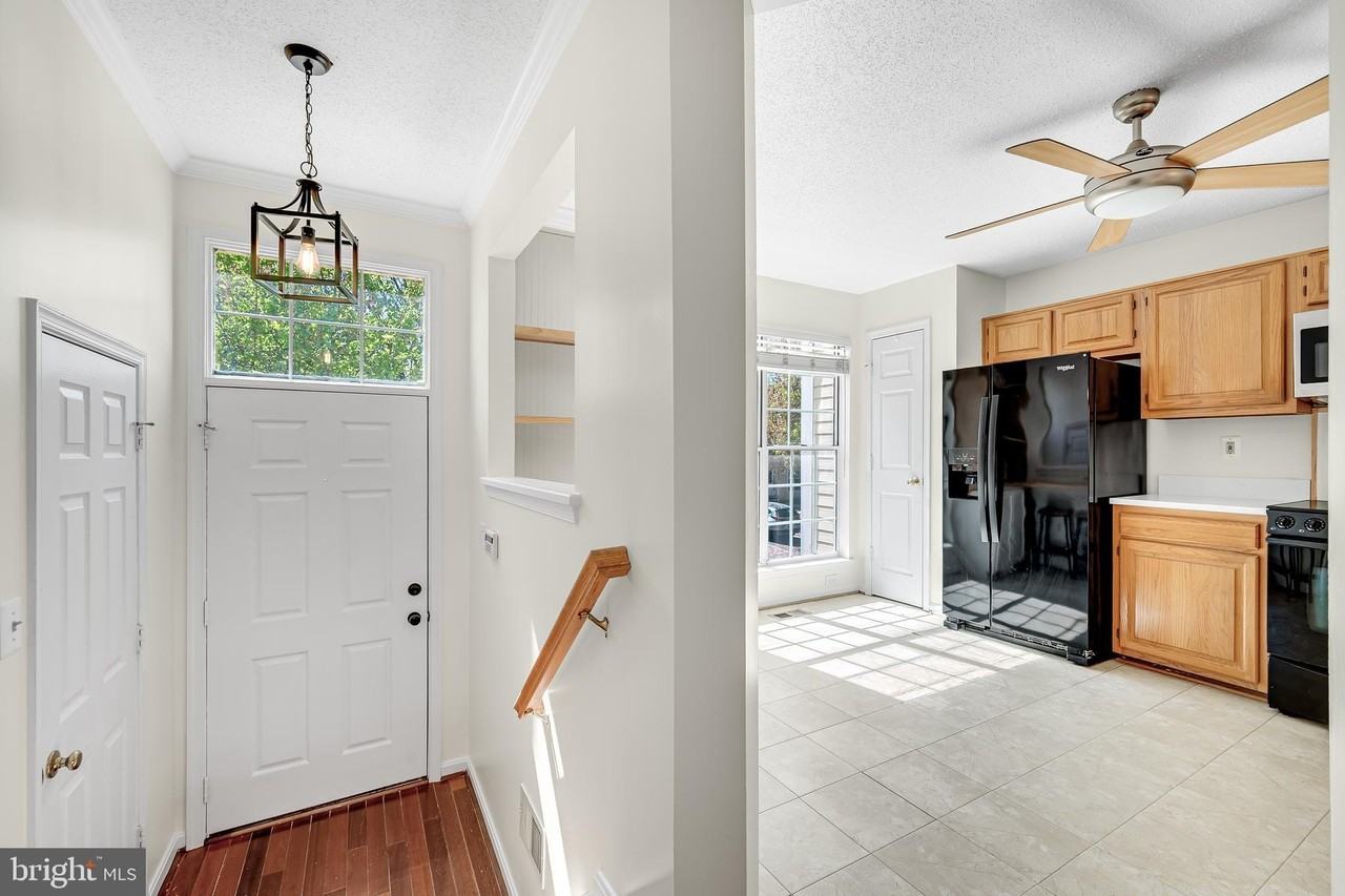 2303 Massanutten Dr - Photo 2 of 25