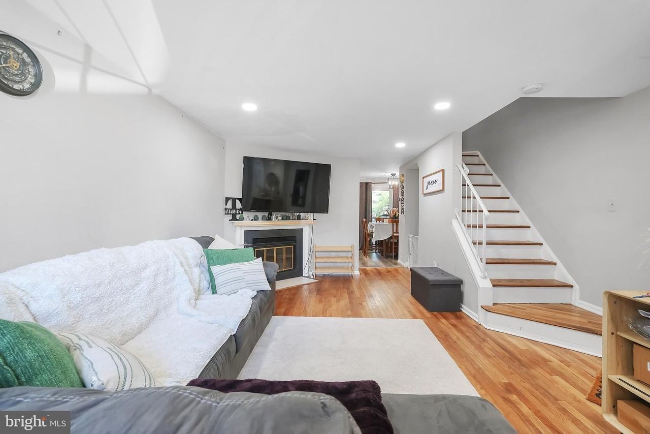 8785 Ravenglass Way - Photo 4 of 43