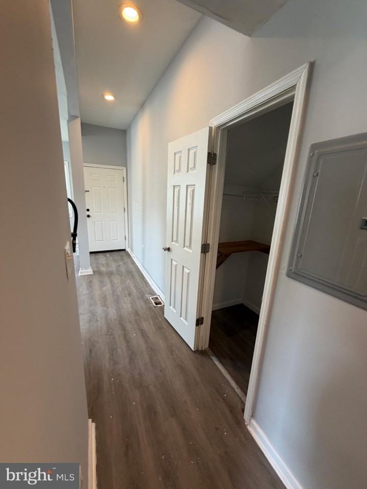 102 Ridgway St #1 - Photo 3 of 13