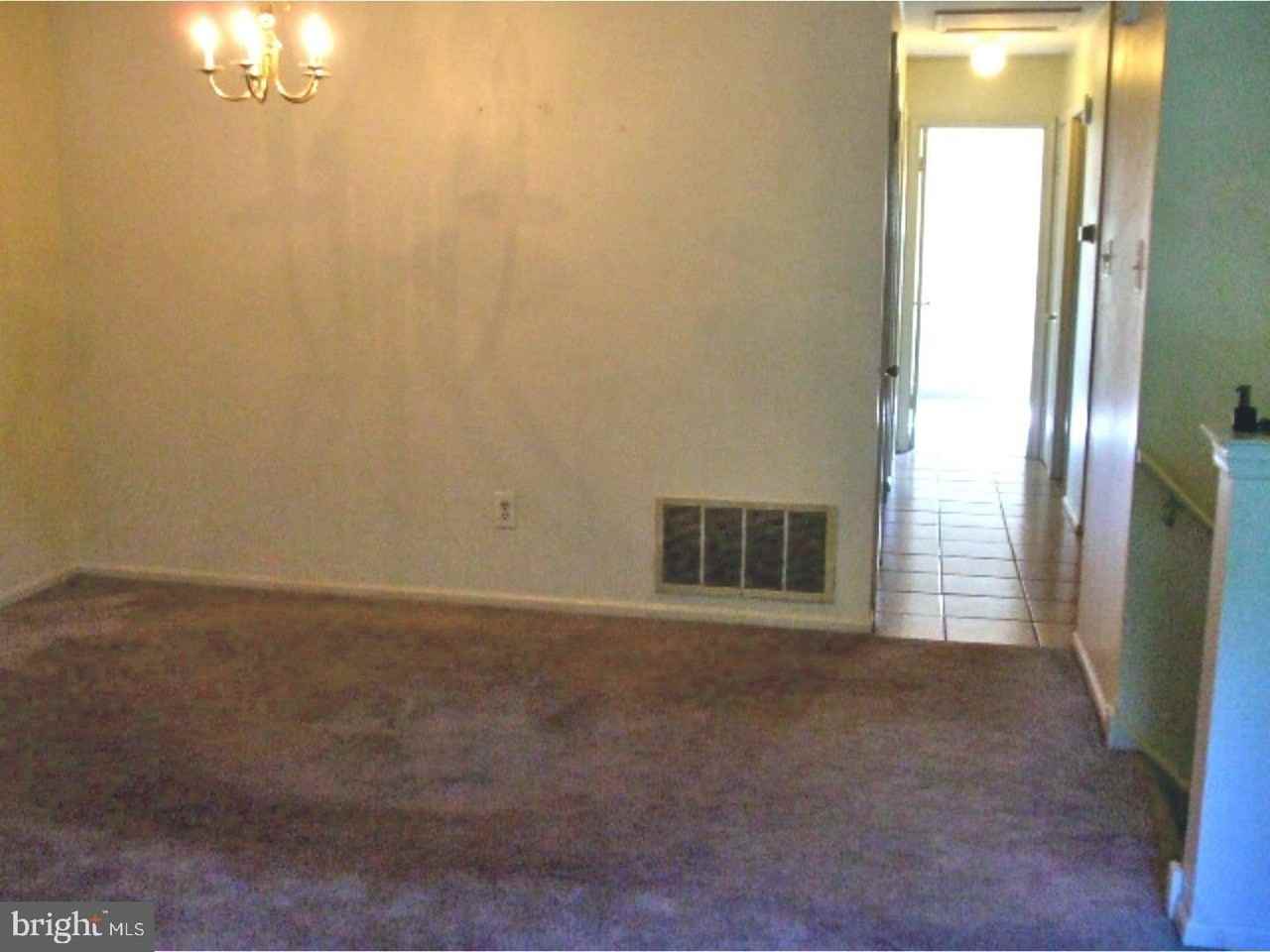 1109 Huntingdon Mews - Photo 5 of 9