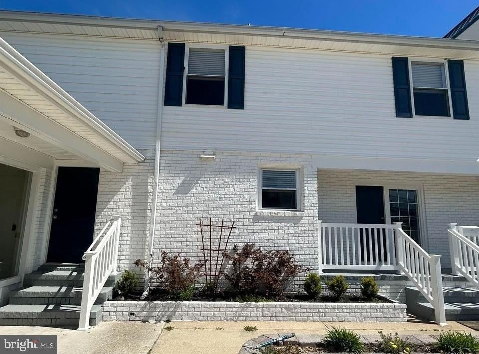 6109 Atlantic Ave #100 - Photo 2 of 50