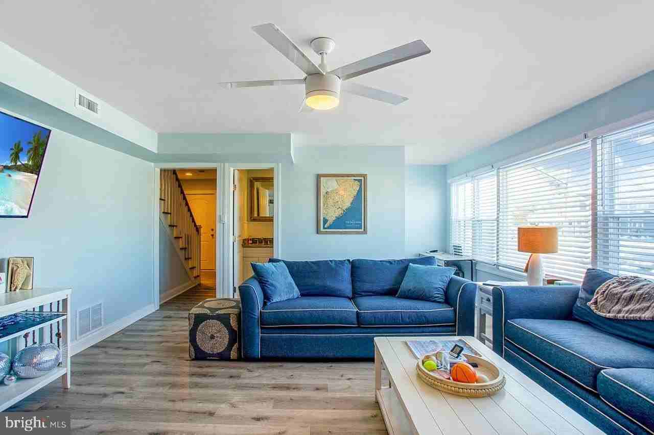 6109 Atlantic Ave #100 - Photo 5 of 50