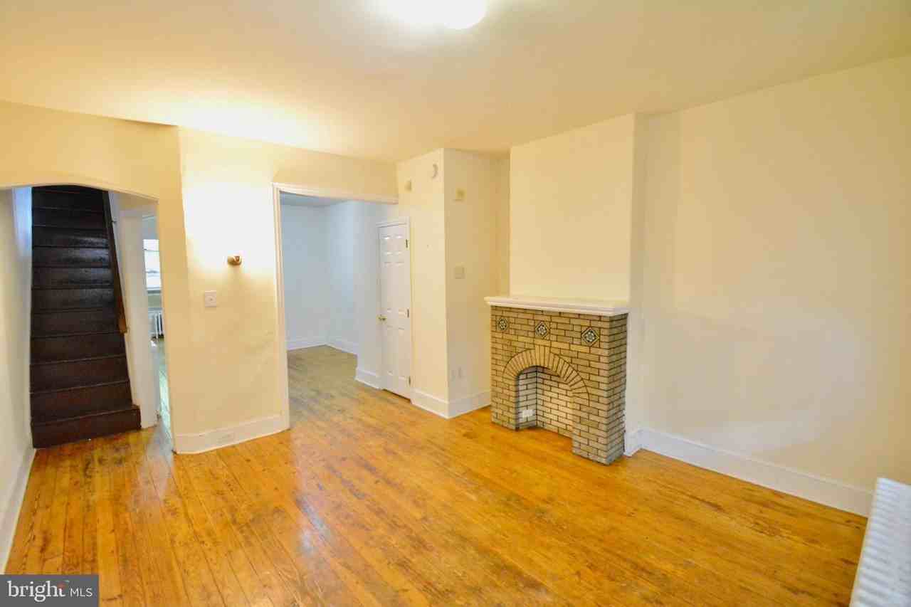 3690 Eveline St - Photo 2 of 20