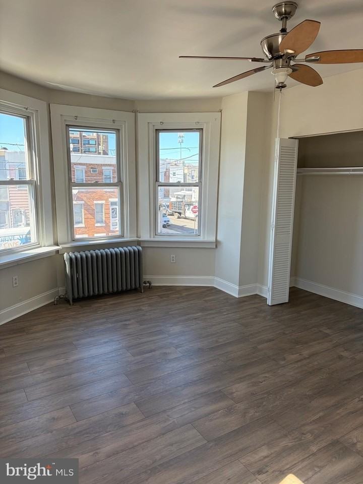 3245 Aramingo Ave - Photo 5 of 12