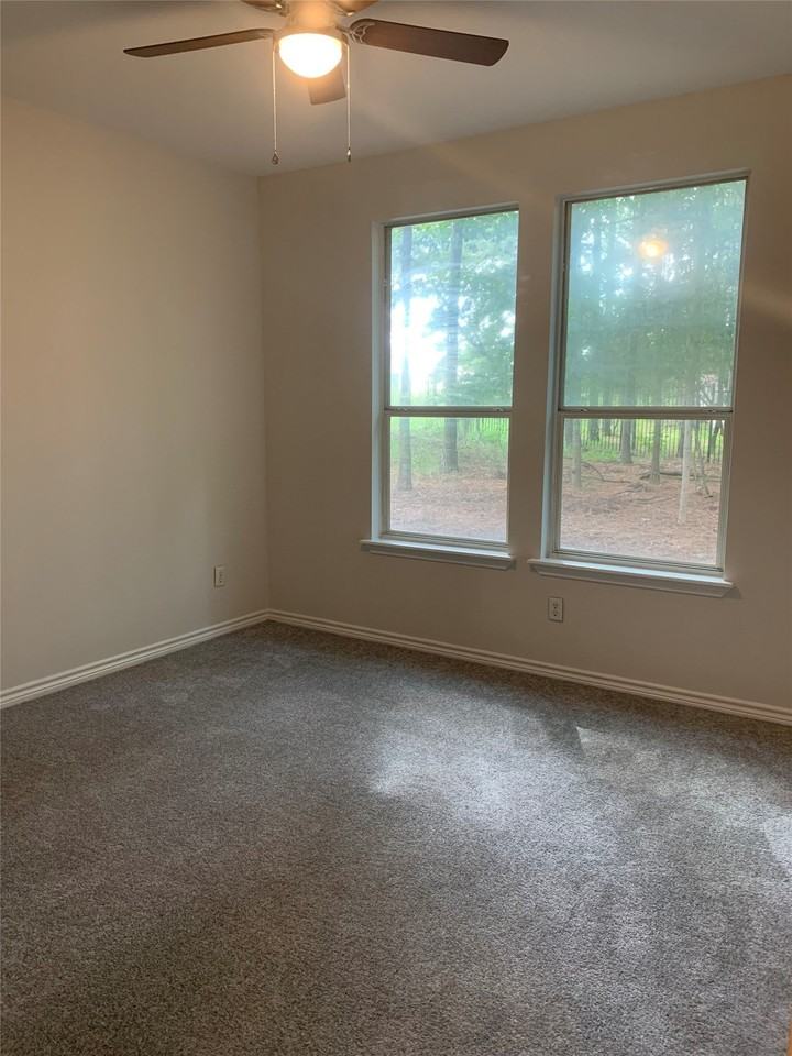 11 Lords Cir - Photo 7 of 26