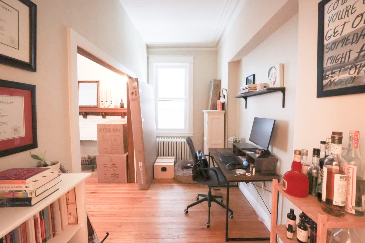 466 MacLaren Street #1 - Photo 5 of 10