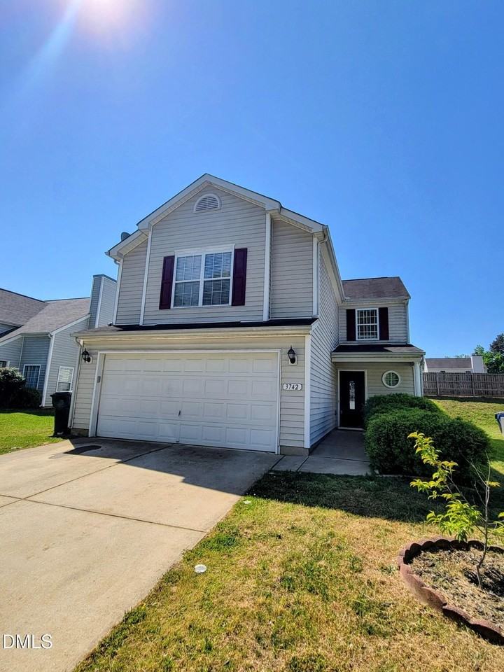 3742 Horseshoe Farm St - Photo 2 of 16