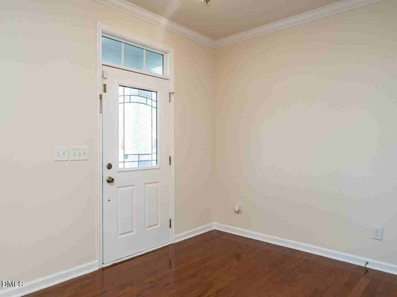 309 Roundhouse Ln - Photo 4 of 27