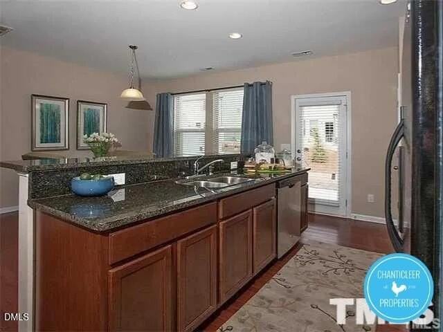 123 Phantom Ln - Photo 4 of 14