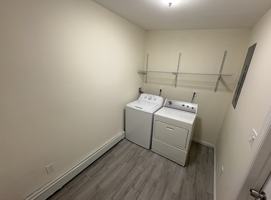 featured image of 1542 Potter Boulevard