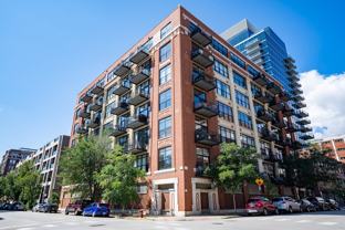 843 W Adams St ##406 - Photo 1 of 1