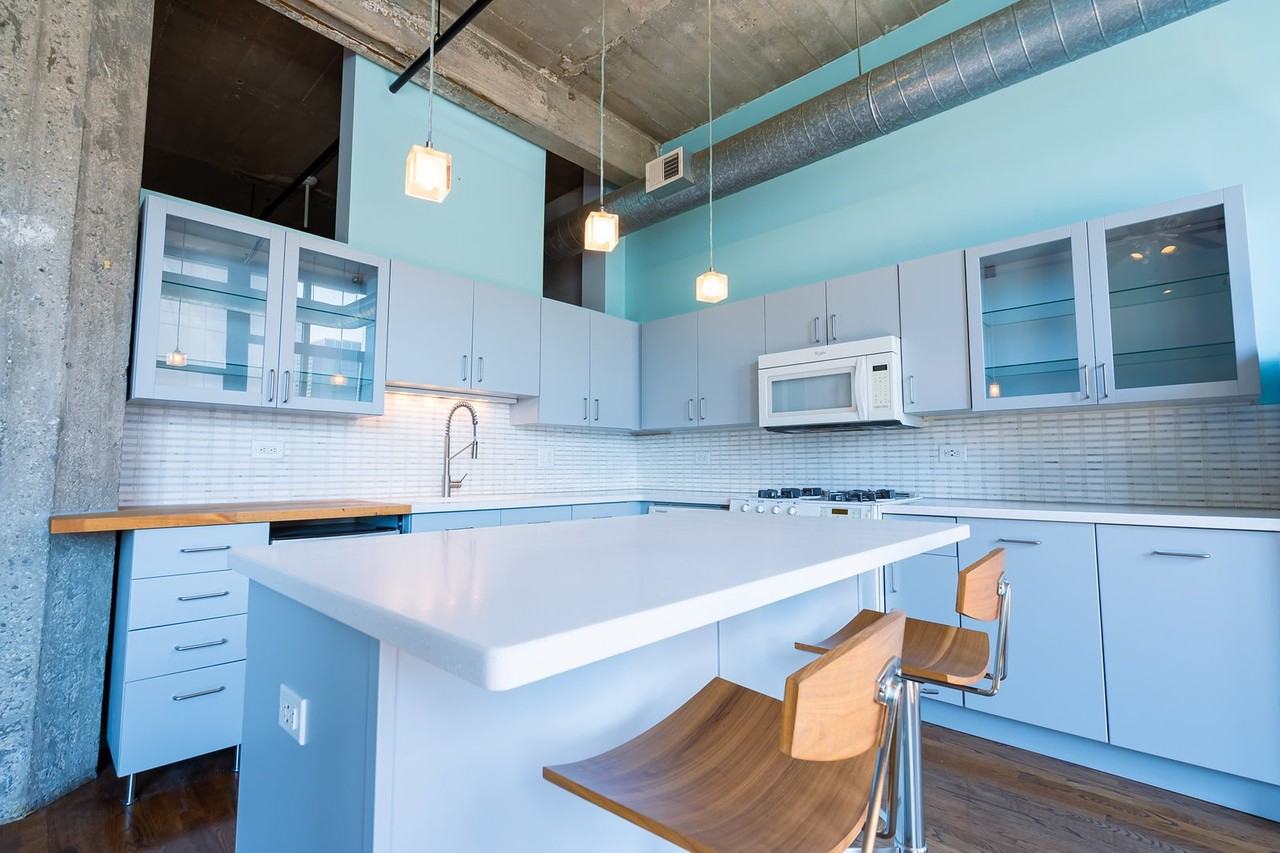 843 W Adams St ##406 - Photo 6 of 14