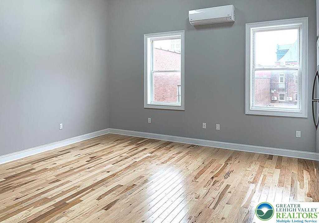 326 Church St ##2 - Photo 6 of 22