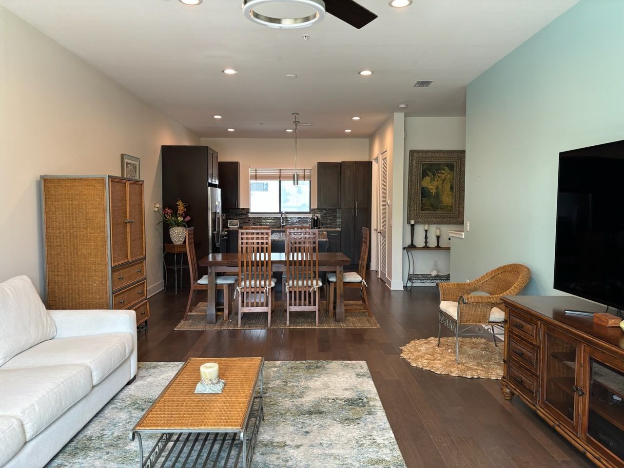 130 8th St N #1 - Photo 6 of 25