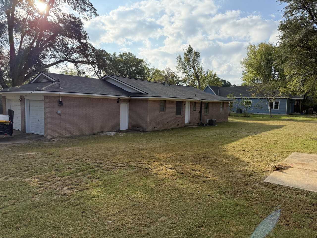 915 N Spring St #1 - Photo 2 of 13