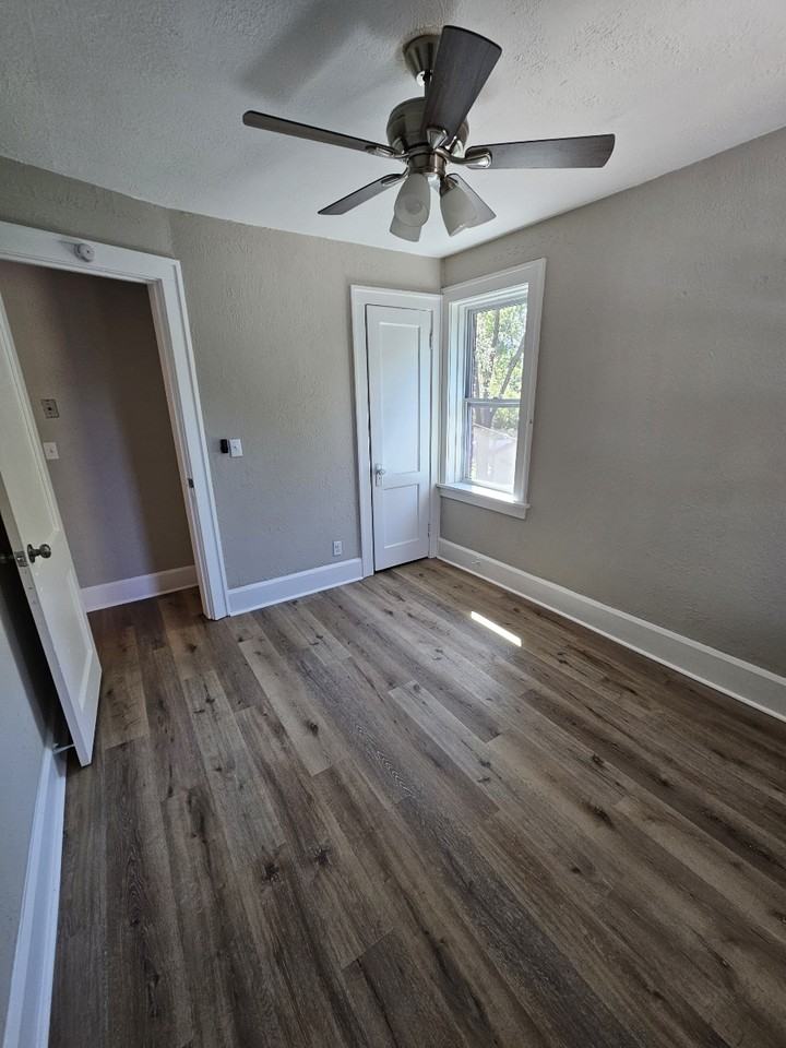 1418 22nd Ave #2W - Photo 4 of 11