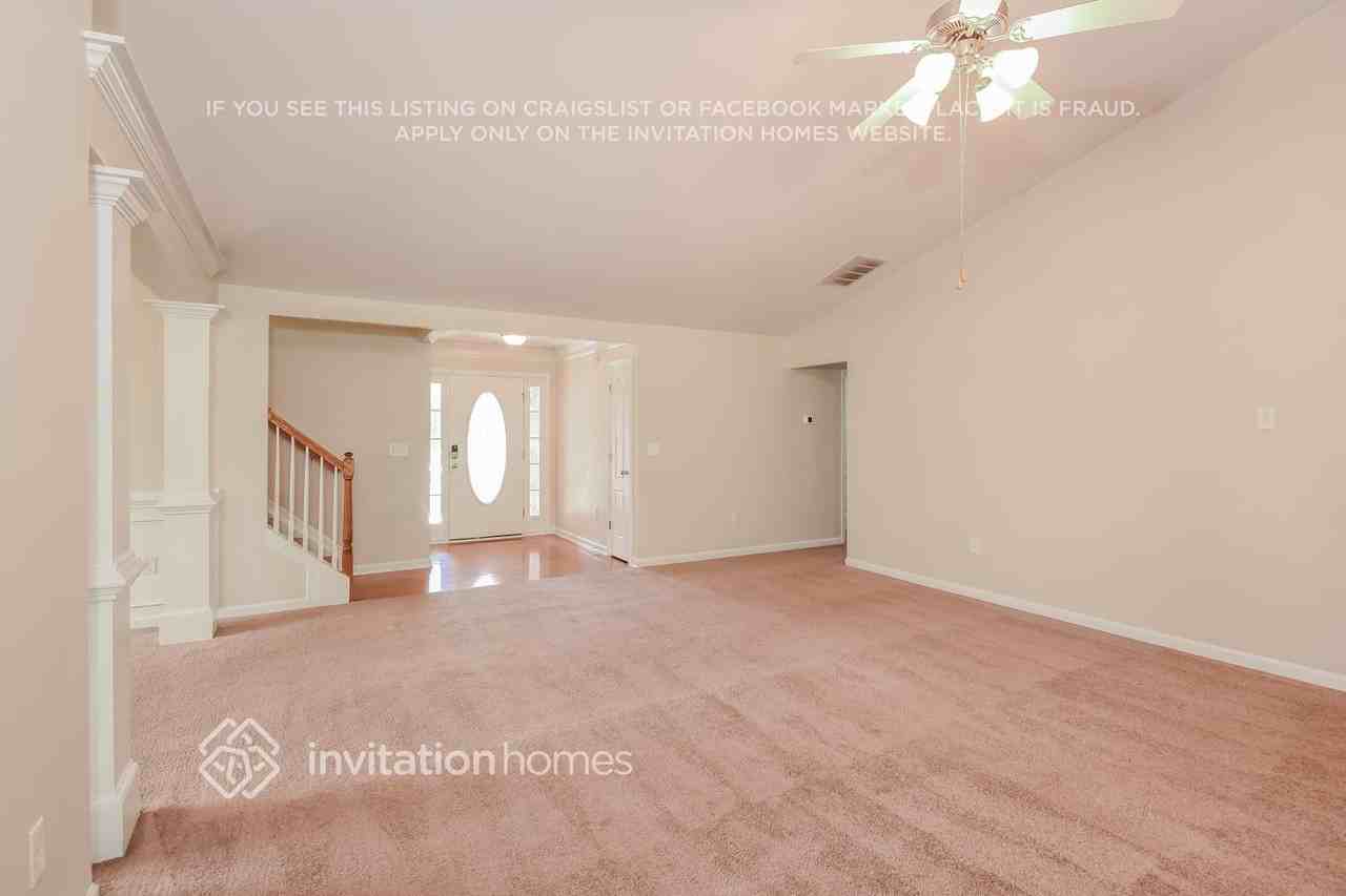 1320 Martins Down Dr - Photo 5 of 18