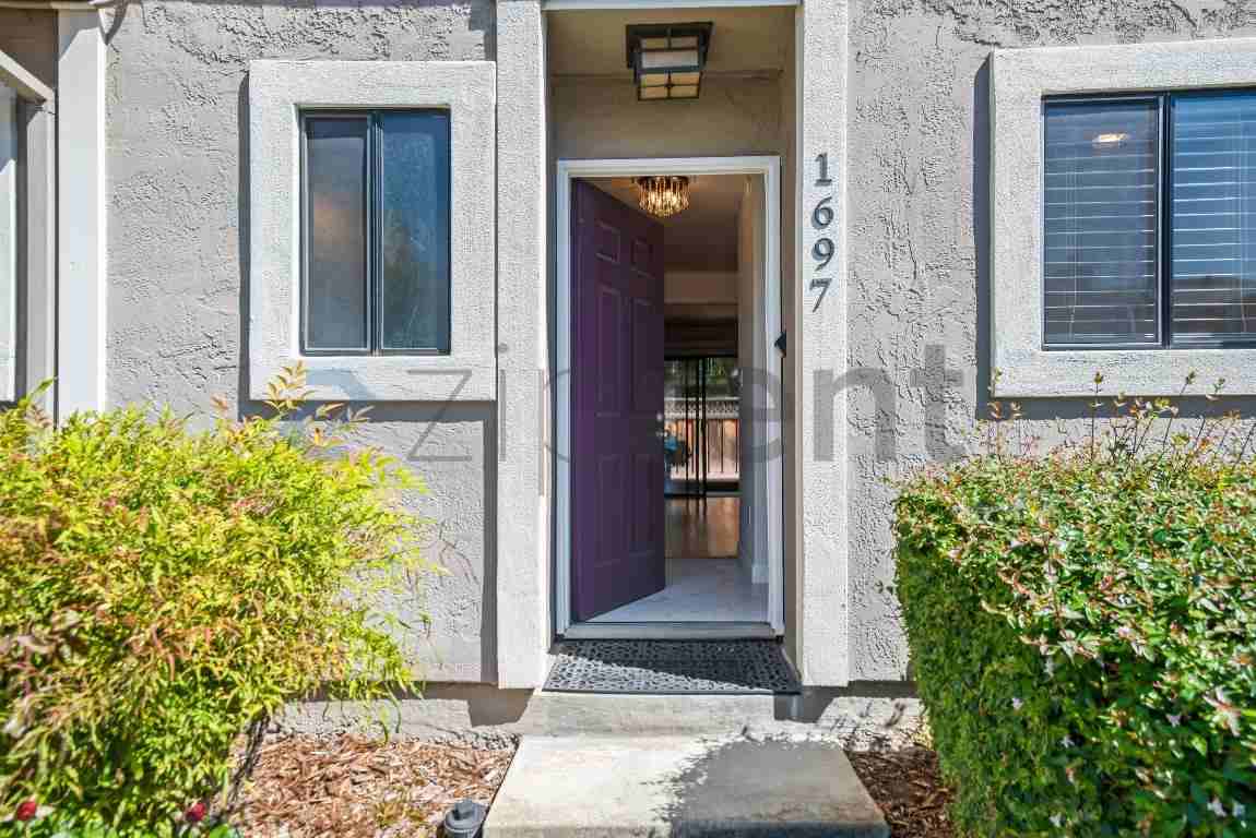 1697 Paseo Laguna Seco - Photo 4 of 26