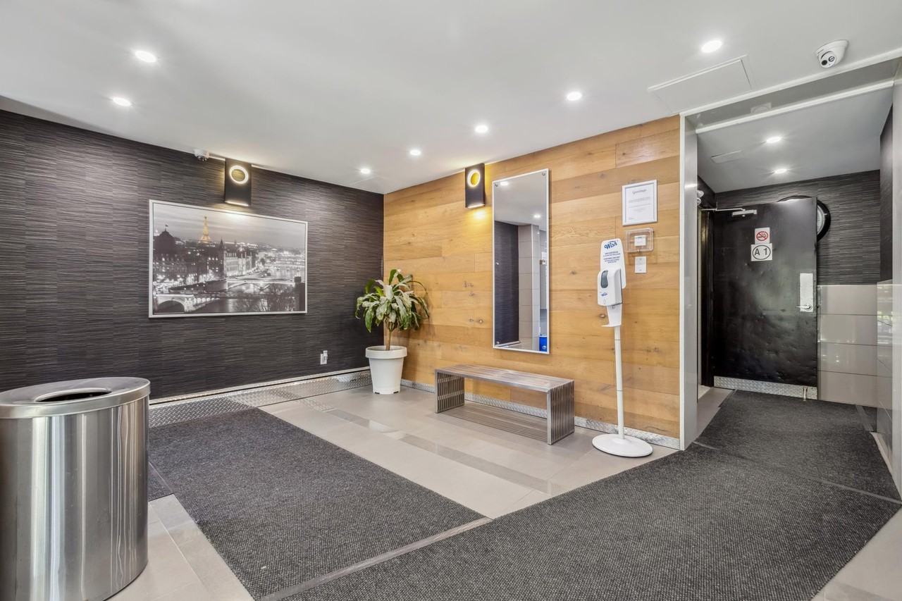 Clarence Street Apartments - Photo 5 of 28