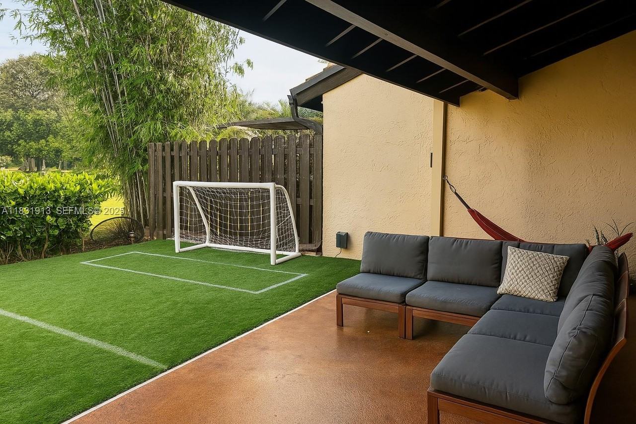 7441 Bay Hill Drive #7441 - Photo 4 of 30