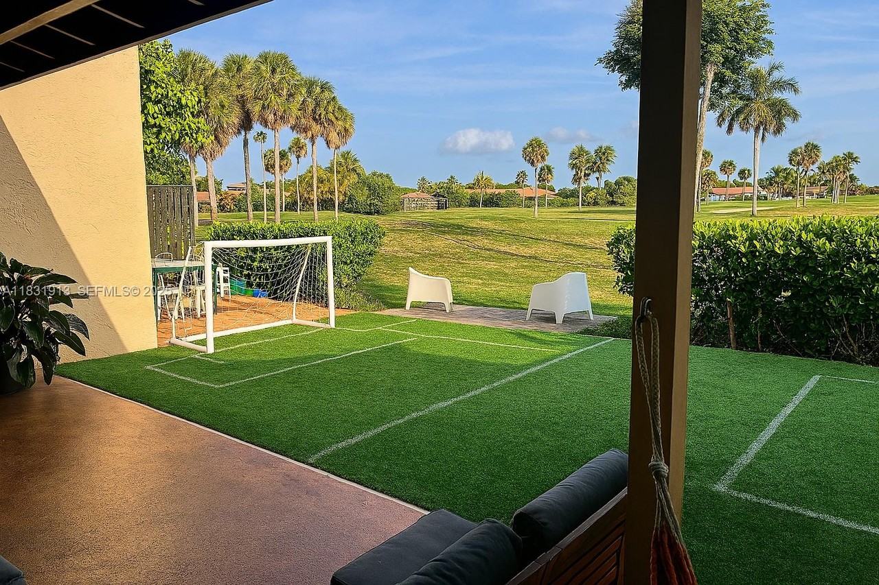 7441 Bay Hill Drive #7441 - Photo 7 of 30