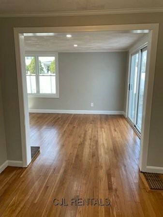 21 Woburn St - Photo 4 of 37