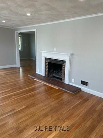 21 Woburn St - Photo 5 of 37