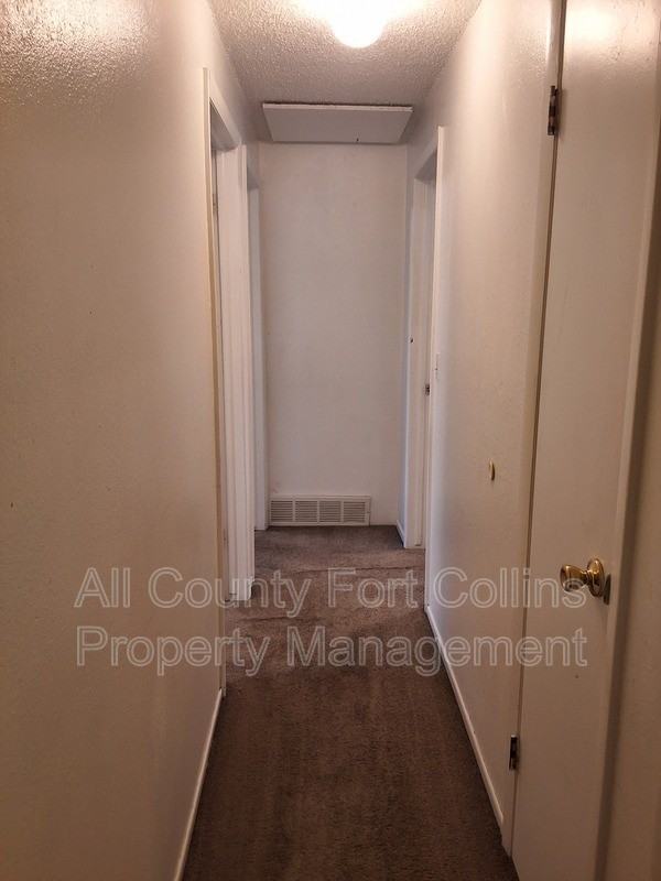 1403 E 7th St #A - Photo 6 of 12