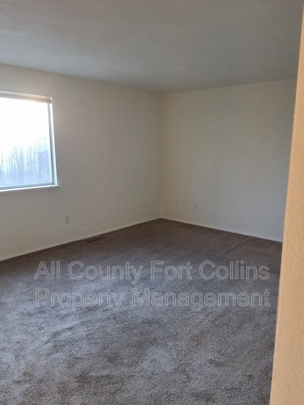 1403 E 7th St #A - Photo 7 of 12