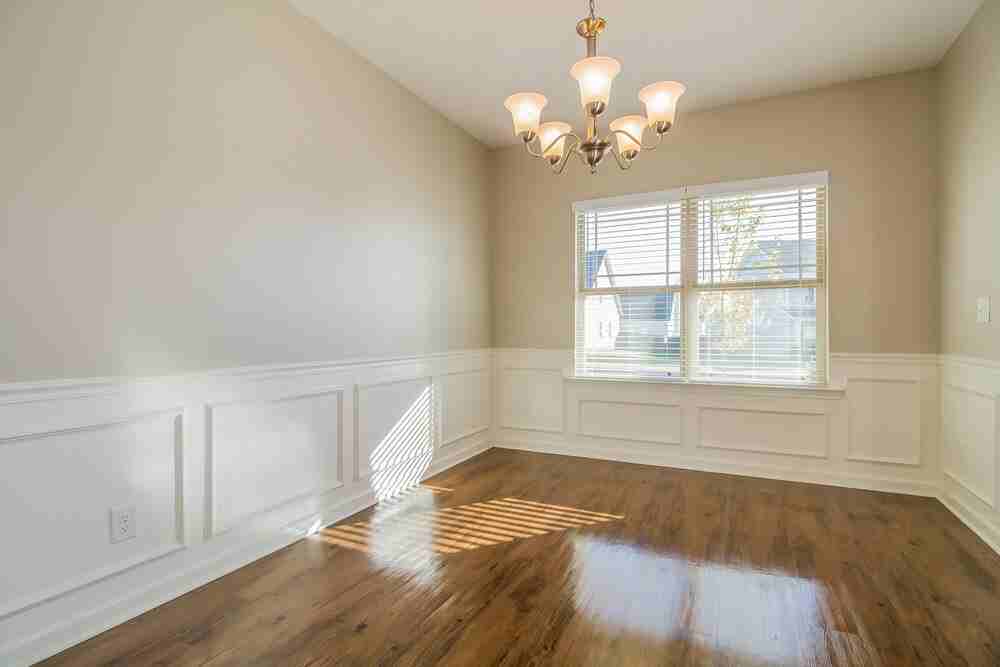 8005 Lakota Ct - Photo 4 of 16