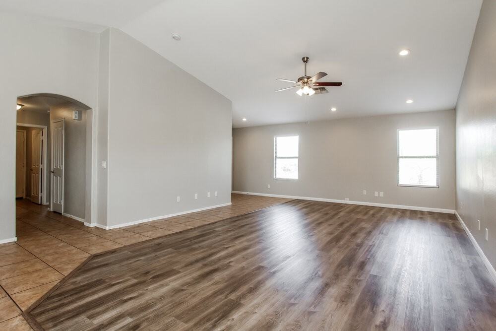14815 N Tonya Cir - Photo 5 of 16