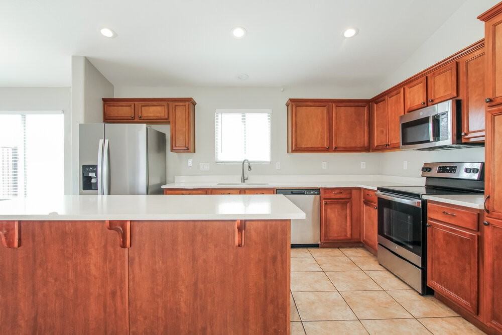 14815 N Tonya Cir - Photo 6 of 16