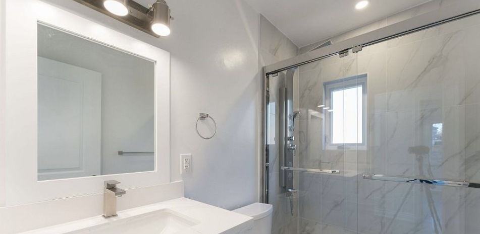 Warden Ave. & Lawrence Ave E - Photo 2 of 6