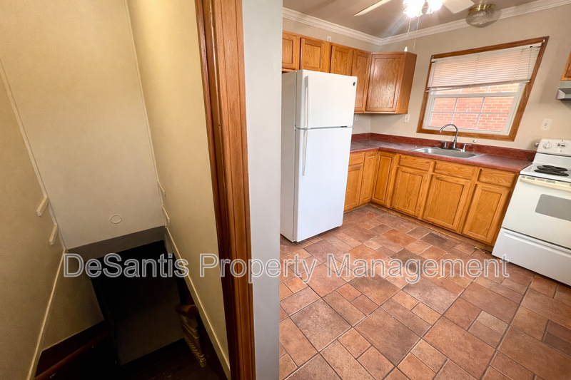 829 6th Ave - Photo 3 of 22