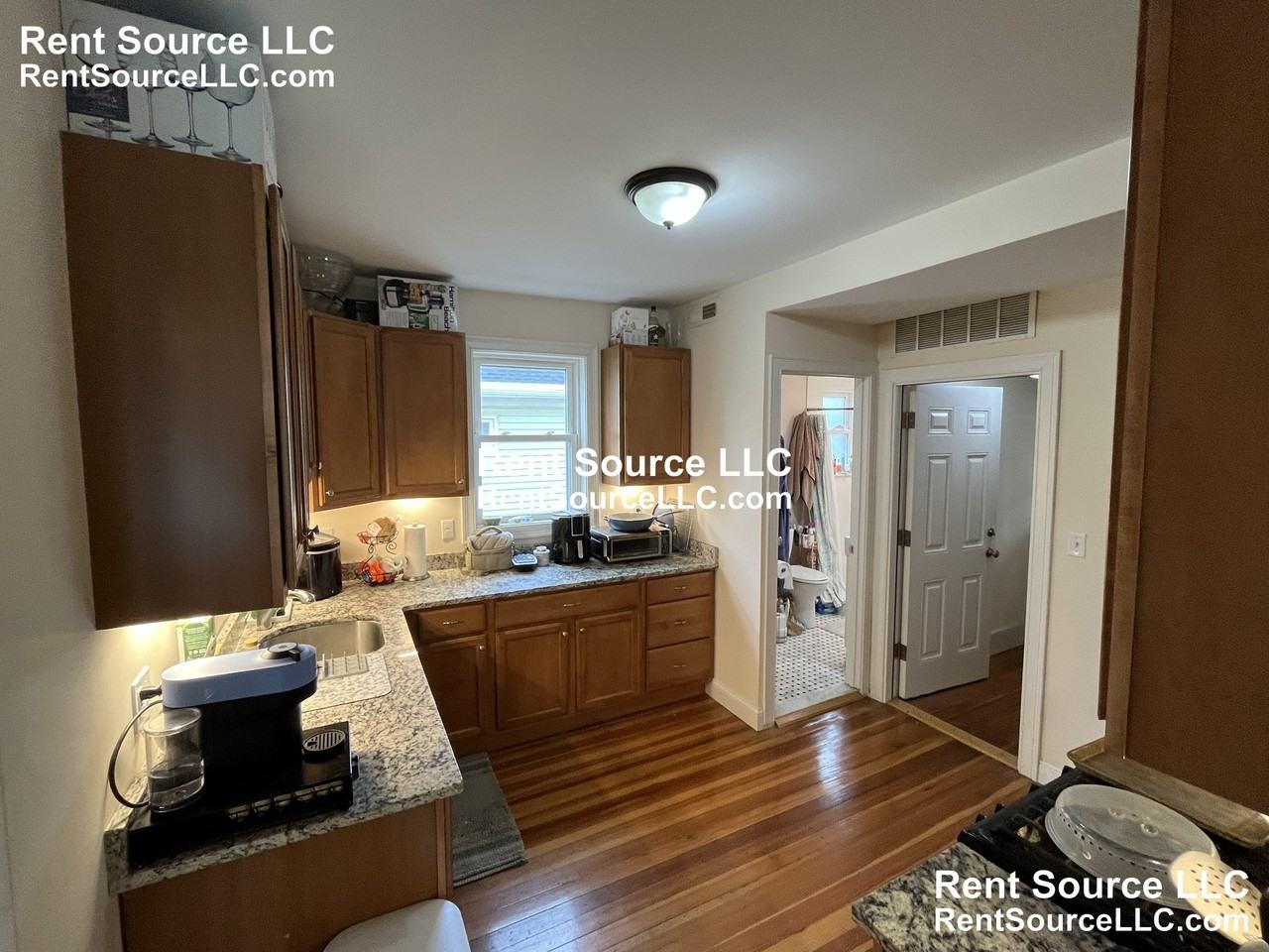 23 Willard Ave #2 - Photo 4 of 30