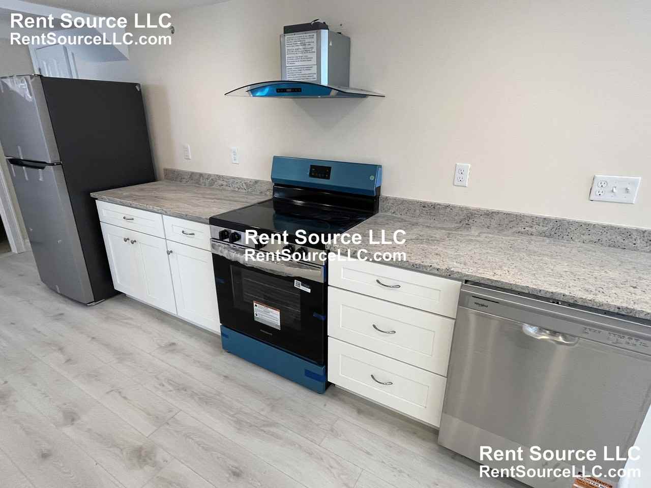 612 Main St - Photo 2 of 14