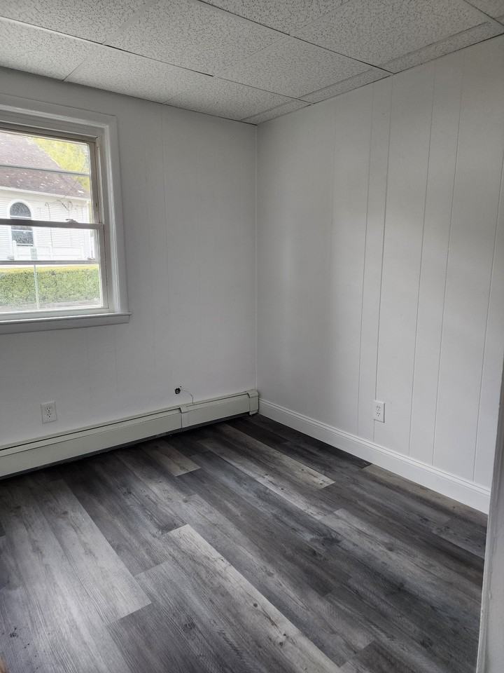 17 Maple Avenue - Photo 3 of 4