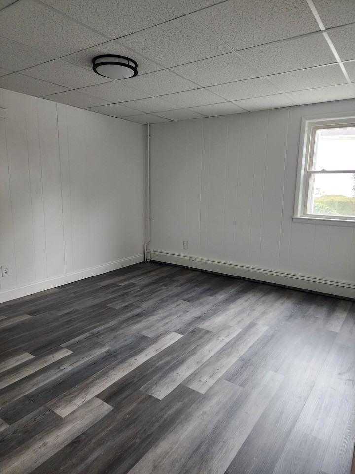 17 Maple Avenue - Photo 4 of 4