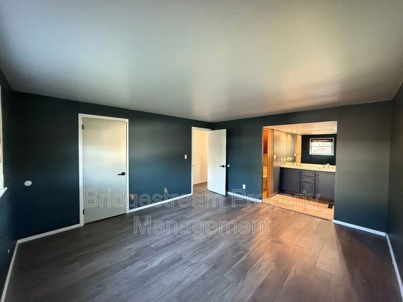 54 Benzell Dr - Photo 6 of 11