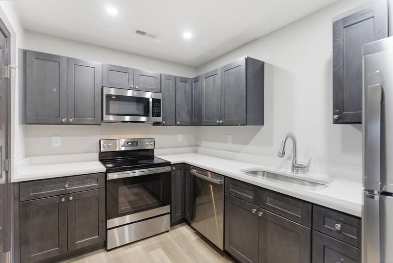 112 Delaney Way - Photo 5 of 10