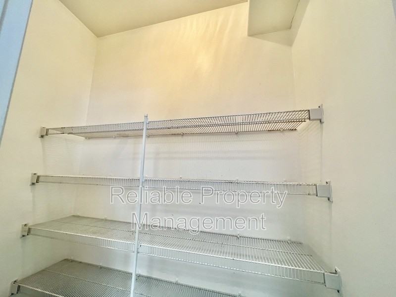 2829 Bennington Dr - Photo 5 of 12