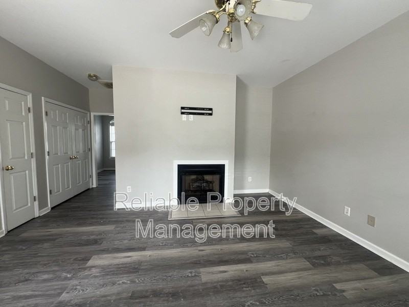 2829 Bennington Dr - Photo 7 of 12