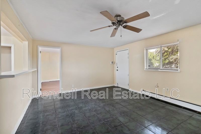 14920 E 22nd Ave - Photo 5 of 9