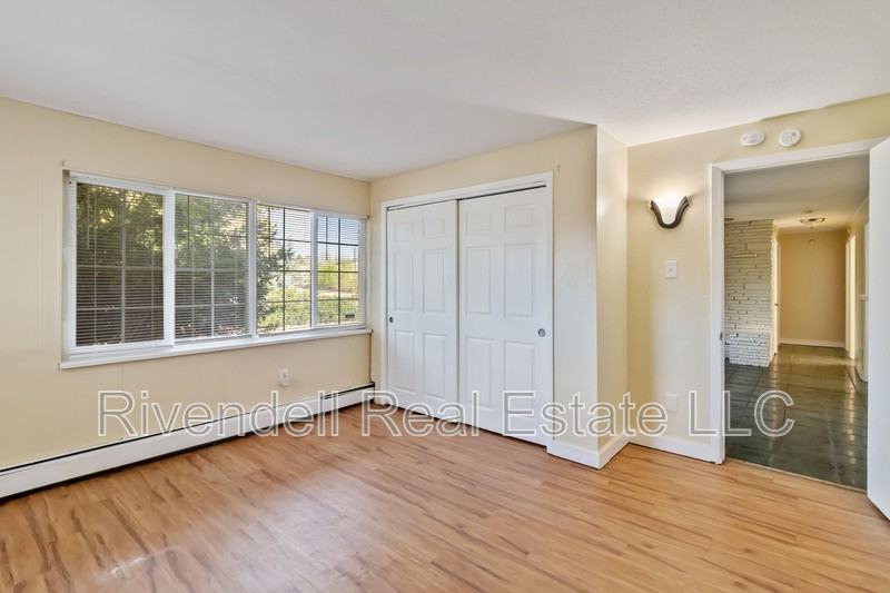 14920 E 22nd Ave - Photo 7 of 9